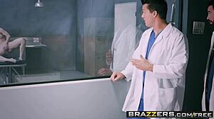 Er du vild med pik som Ashley Fires med Doktor Charles Dera på Arbejde?