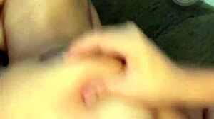 Vazei os videos que a novinha pediu para apagar comendo ela no pelo