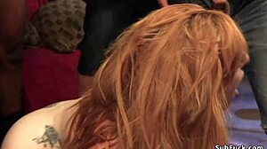 สาวผมแดงนมใหญ่โดนเย็ดสองรู!