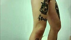 Iranian guy has sex with tattooed girl in homemade video