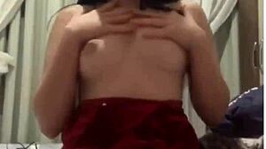 Amiga Mostrando Sua Bunda