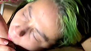 Vazei os videos que a novinha pediu para apagar comendo ela no pelo