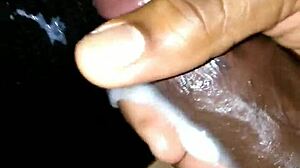 BBC daje ogromen izliv amaterski BBW z deepthroat pičkanjem in oralom