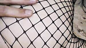 Wife with tight ass wants rough anal