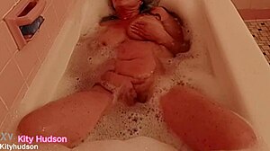 Amateur Mature Kity Hudson Shows Natural Tits And Hairy Beaver In Pool Softcore Bath
