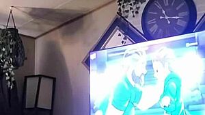 i'm playin with myself in panties with goldielox