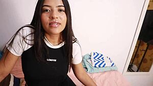 Estou dando sexo duro no grande culo dessa latina amadora colombiana pela primeira vez com creampie em pov.