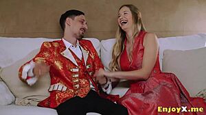 Dissolute platinum-blonde with bald twat stiffly worships to fellate man rod - enjoy the best xxx porn