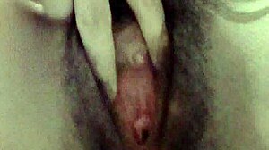 pendeja masturbating for me in petite teen way