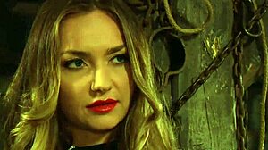 عبدة منحنية مربوطة، مؤشرة