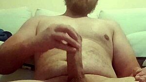 Amateur Jerk Off Big Monster Cock To Cum