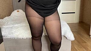 helped my hot stepmom pick those tight leggings? she loved the fit.