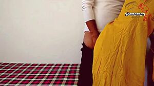 Amateur Indian Pussy Gets Fucked Hard in Homemade Video!