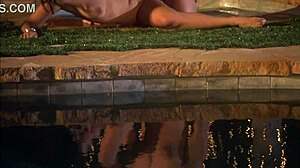 Avena Lee Feels Deep Passion In Outdoor Encounter