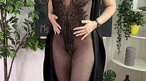 Sexual wellness - BDSM with curvy mature solo ass play