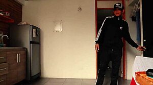 puta peligrosa fucks ruined guy after knife threat in roleplay