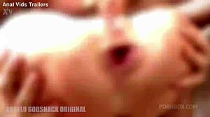 Vinna Reed Feels Intense Anal Fisting in Public