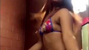 Watch This Big Ass Twerking Seductively On The Dance Floor