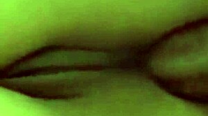 เมดสลัดทำความสะอาดห้องแล้วโดนฉีดน้ำเงี่ยนใส่ก้น!