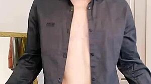 english bull strips down, showing off ripped body!