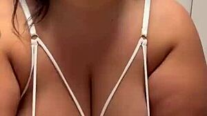 Watch this curvy BBW enjoy fruit fetish fun