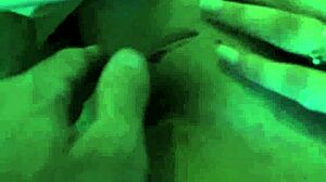 POV 스텝시스터 - 귀여운 틴 18+ 에이프릴 애니스턴이 스텝브로와 게임하고 밤에 POV 섹스