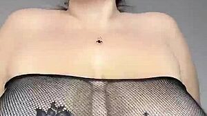 i want to sit on your face with big natural saggy tits