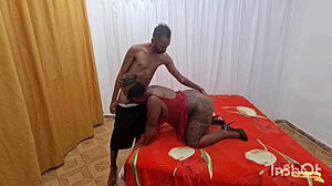 magrelo socando forte na gordinha milf with rough doggystyle fucking natural tits latina slut amateurs...