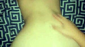 culo grande en cuatro gimiendo fuerte hardcore big ass sexy prostitute