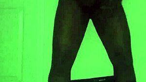 I need someone to masturbate for me while I do anal solo