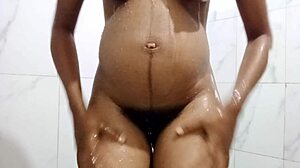 Skinny housewife pisses in bath, invites fucking