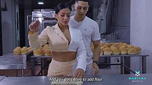 Pekarica Mariana Martix napolnjena s strani Max Betancur v divjem srečanju