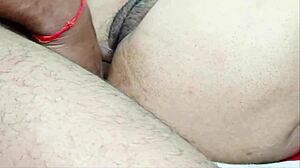 Moja seksi punca dobi tesni analni seks