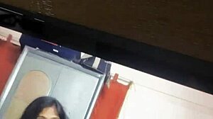 Cum tribute for sexy aunty, so enticing