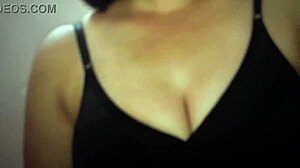 Cum tribute for sexy aunty, so enticing