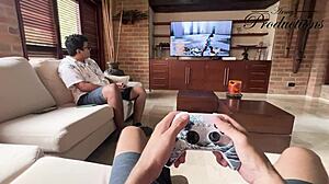 Milf vieja seduce a amigo para creampie bareback