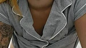 she can't stop staring at my ass, i'll end up giving it