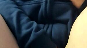 Curvy Homemade Babe Touches Her Wet Hairy Pussy Until She Cums