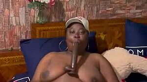 Sundaydogood614 shares homemade lesbian softcore video update