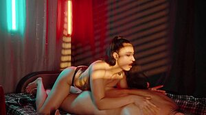 Masaje con final feliz con masajista