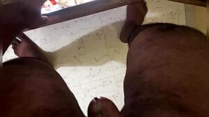 Cum tribute for sexy aunty, so enticing