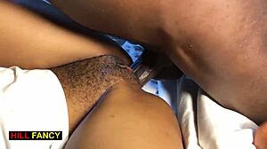 Nigerijska BBW jebe umazano