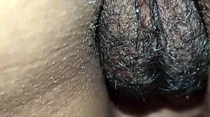 Watch this latina milf get cum on her ass