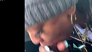 Ebony snowboarder daje javni blowjob na ulici, požira spermo