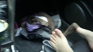 Super hot amateur babe in webcam couple scene with mature partner