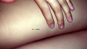 Rompiendo el culito a mi hermanastra 18 a�itos tiene el co�ito bien apretado