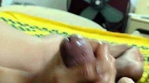 that hot girl gave me the best handjob ever