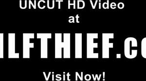 我抓到18+小偷操了我的熟女和保安