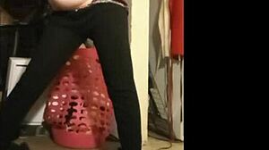 BBW Model Oils Her Body On Webcam