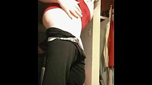 BBW Model Oils Her Body On Webcam